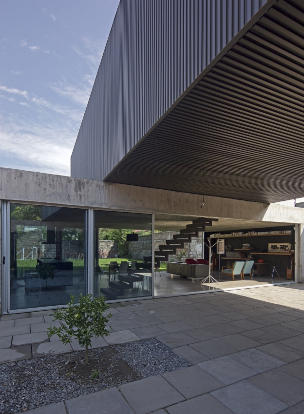 Casa Un Patio-Chile-5-arquitectura-domusxl
