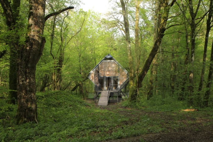 Retiro forestal-Francia-8-arquitectura-domusxl